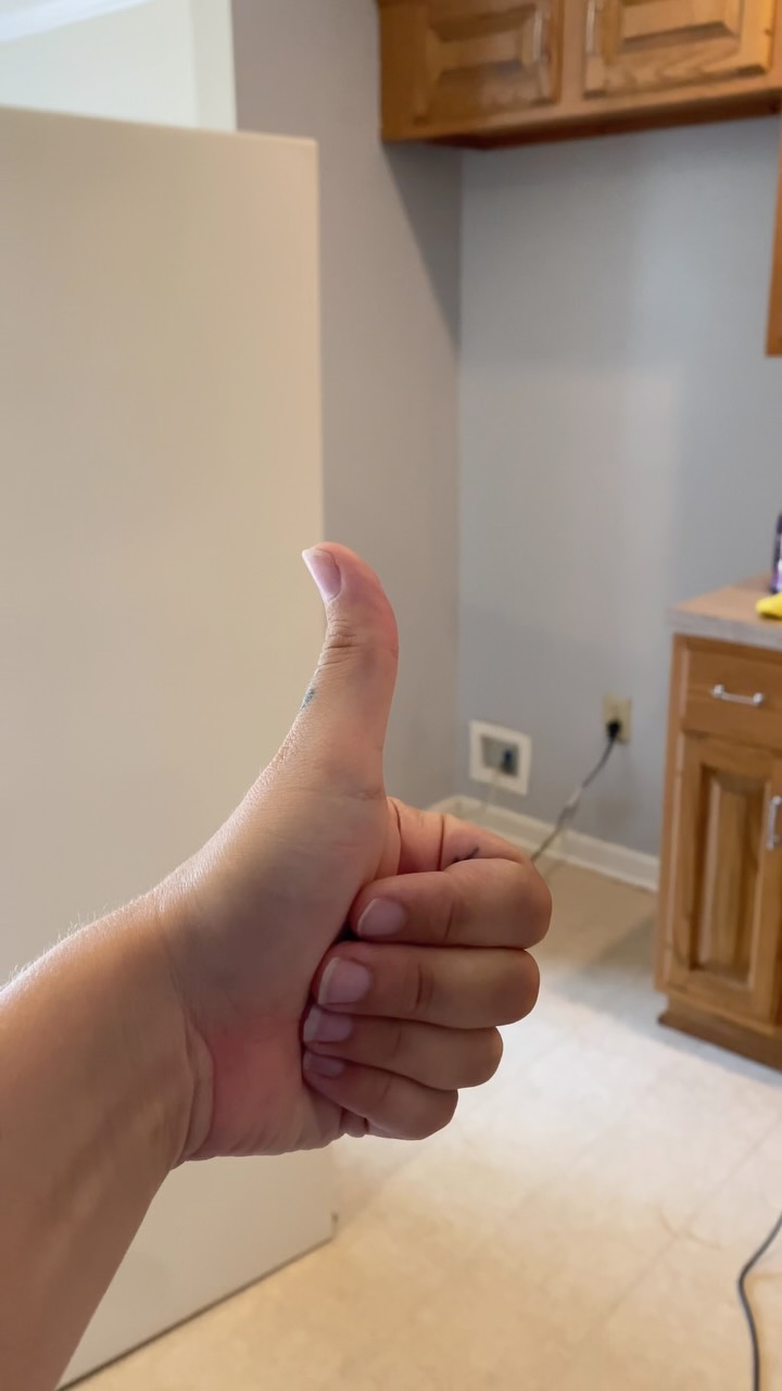 A move-in clean, inside and behind every appliance